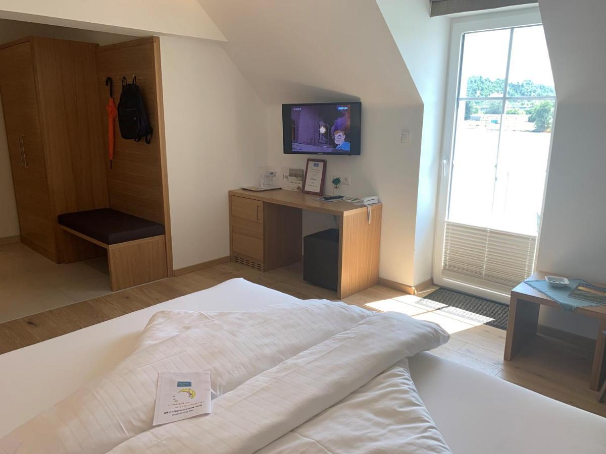 Hotel Donauhof Эммерсдорф-на-Дунае Экстерьер фото