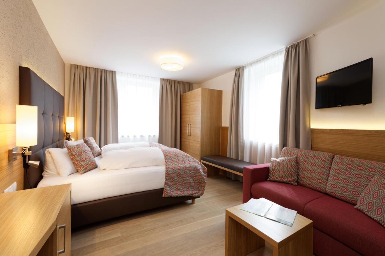 Hotel Donauhof Эммерсдорф-на-Дунае Экстерьер фото